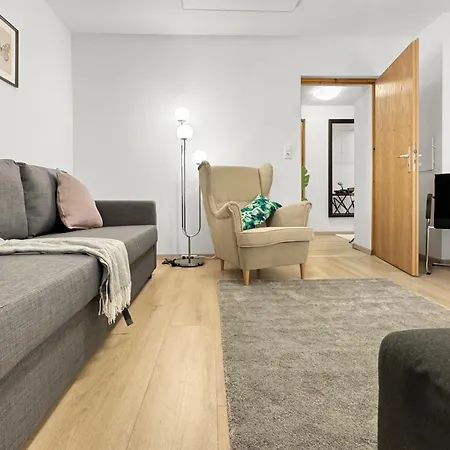 2 Im Zentrum Von * 슈투트가르트