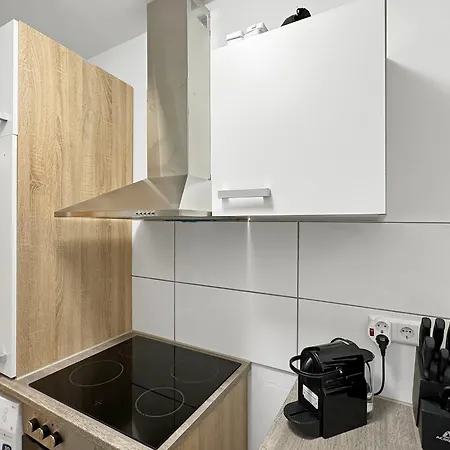 2 Im Zentrum Von Apartment